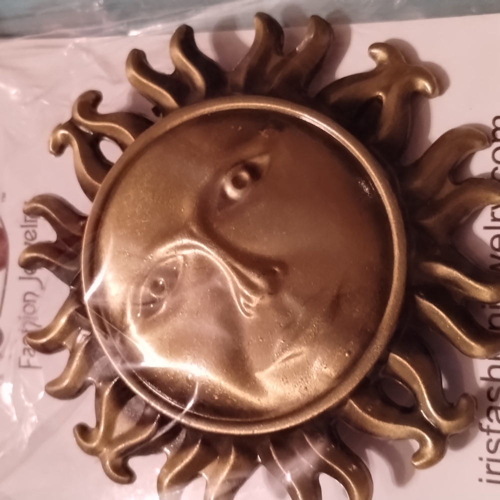 Belt buckles
